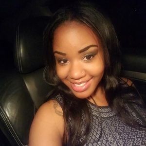 Meet your Posher, Ebonye